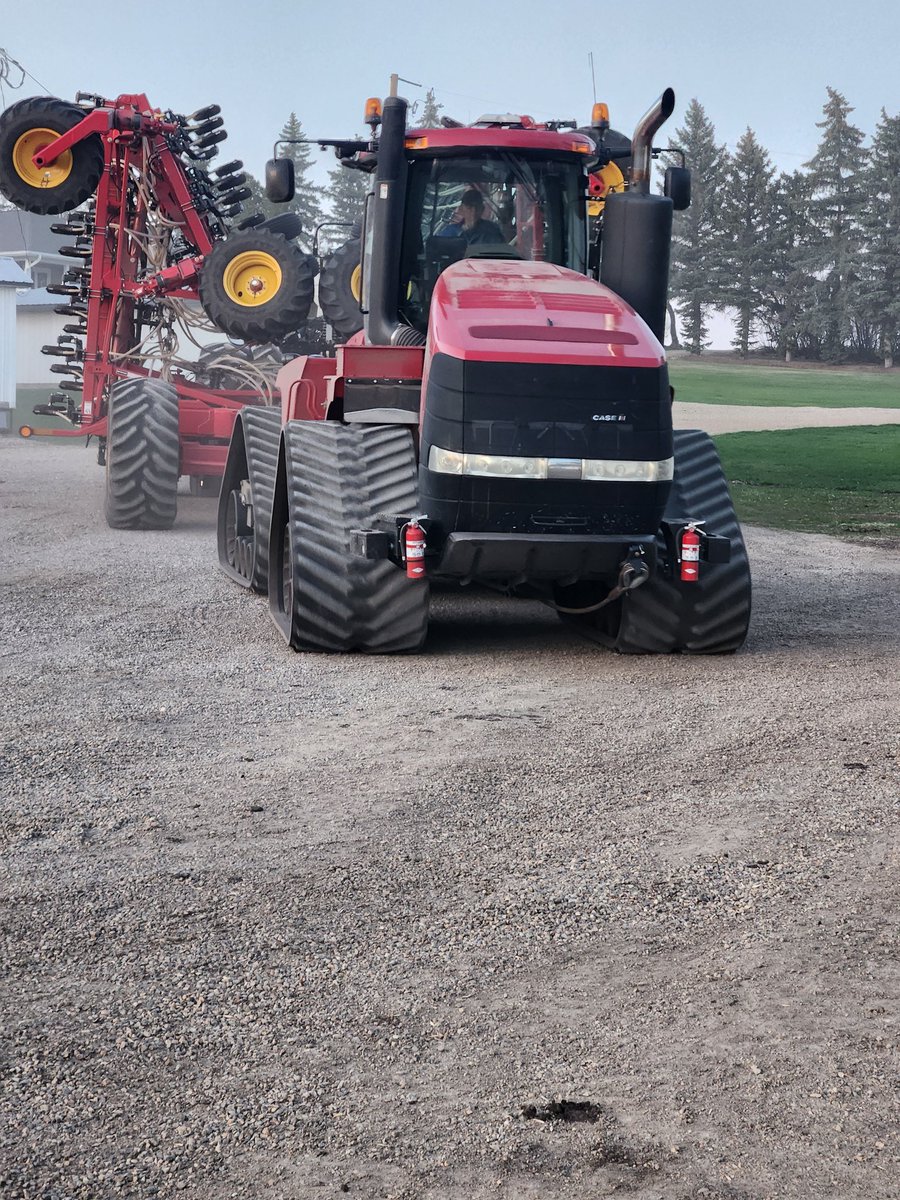 It was quite a spring. 19 days for the drill in the field. Multiple break downs, few close calls getting stuck but it's complete! #seed25
