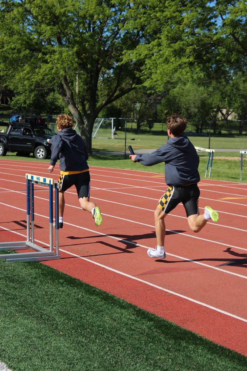 Grateful for the season. Sadly the season didn’t end the way I wanted to. Still there is more work to be done. Grateful with the progression this season in the 400m dash. Went from 52.30-48.95.  #GodsPlan #trusttheproccess