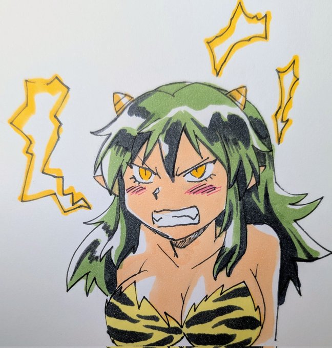 朝から雨。雷鳴っとるな。 