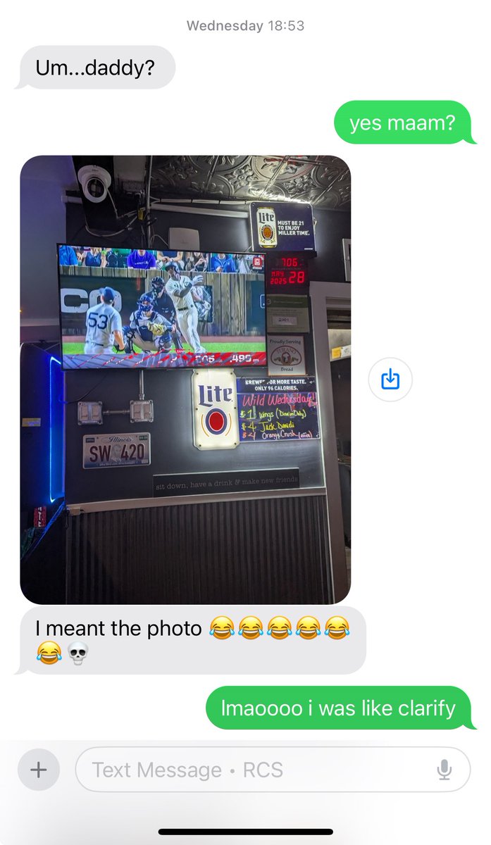 Parker, Lorde of Memes 🧢🤡🎻🎠 tweet media