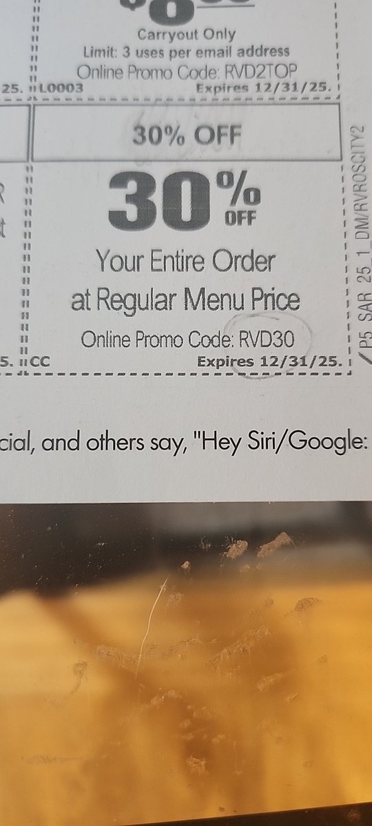 KristiHopeC's tweet photo. @PapaJohns why do you send out promo codes that don't work? On top of that customer service can not help and store won't answer.  #poorcustomerservice #youcandobetter https://t.co/odczoJtDqt