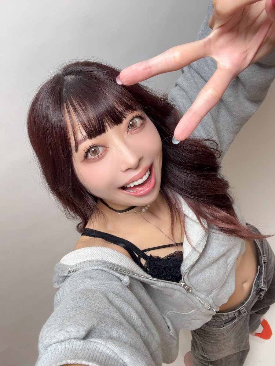 AYAKA UEHARA (@ayakaaaav) / X