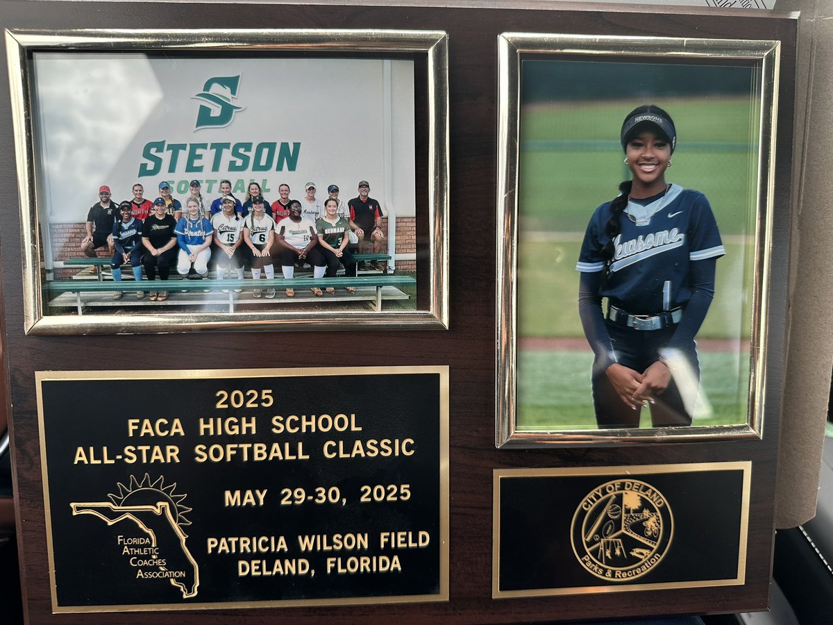 Even tho the 🌧️ cut it short , I had fun today. Thanks <a href="/FHSAA/">FHSAA</a> for the opportunity to play amongst some of the best in the high school All Star ⭐️ Classic. Glad I got to rep the West team &amp; <a href="/SoftballNewsome/">Newsome Wolves Softball</a> one last time…. ✌🏾💙🩵🤍