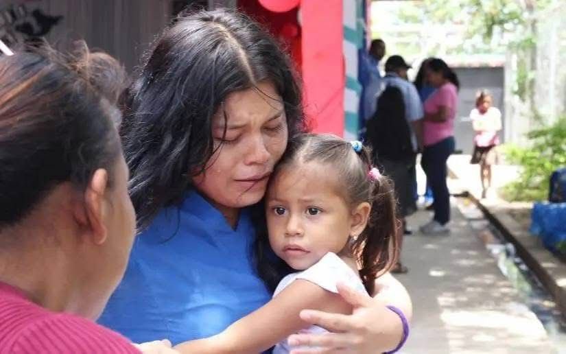 300 internas del Centro Penitenciario Integral de Mujeres en Tipitapa celebraron el Día de las Madres, junto a 457 familiares que las visitaron este 30 de mayo. Hubo música, pasteles y muchos niños compartiendo con sus madres.#4619SiempreMásAllá     #ManaguaSandinista