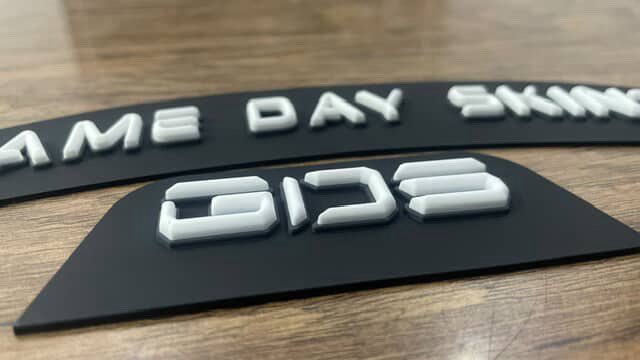 🚨 🚨 🚨 
No mold fees on bumper decals—until August.

Why pay more when you don’t have to? Others can keep charging… we won’t. 

#GameDaySkinz #BumperDecals #NoMoldFees