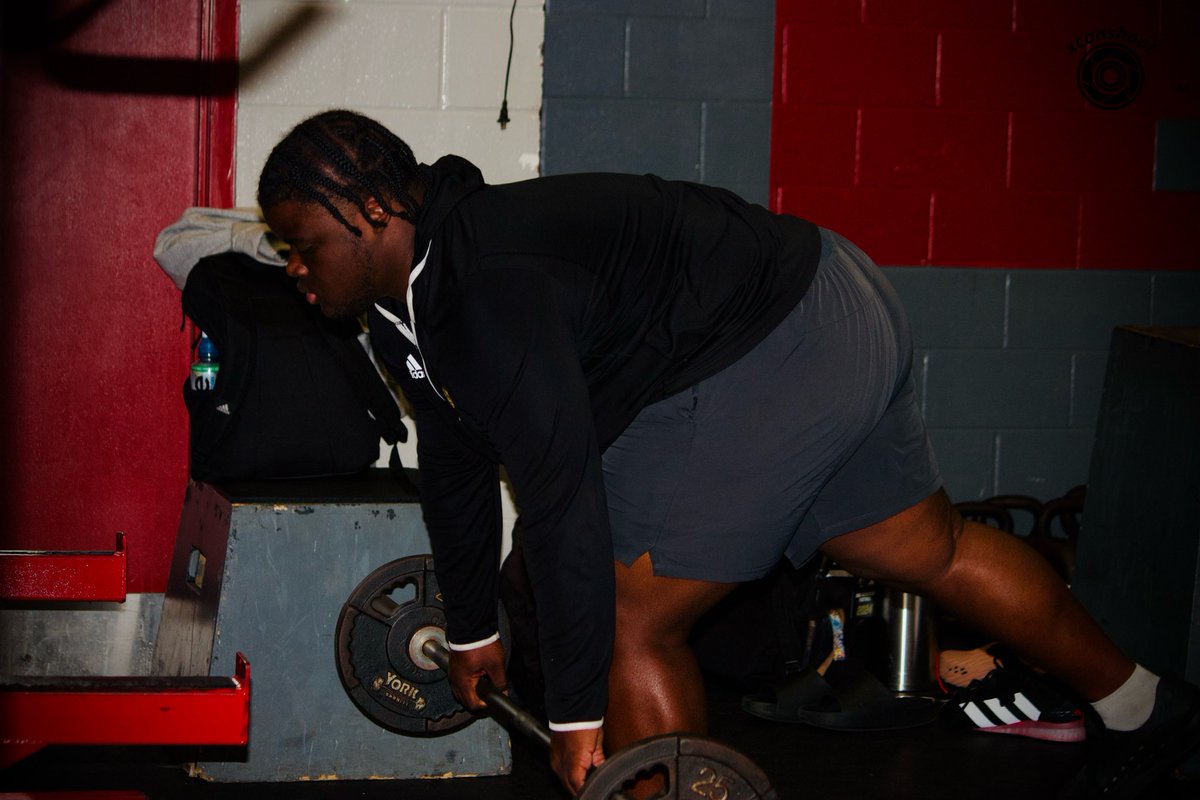 markuslewis2006's tweet image. I ain’t gone neva stop grinding im gone make show they remember me 💯
#Gainesvillefl 
#Grind 
#LL24