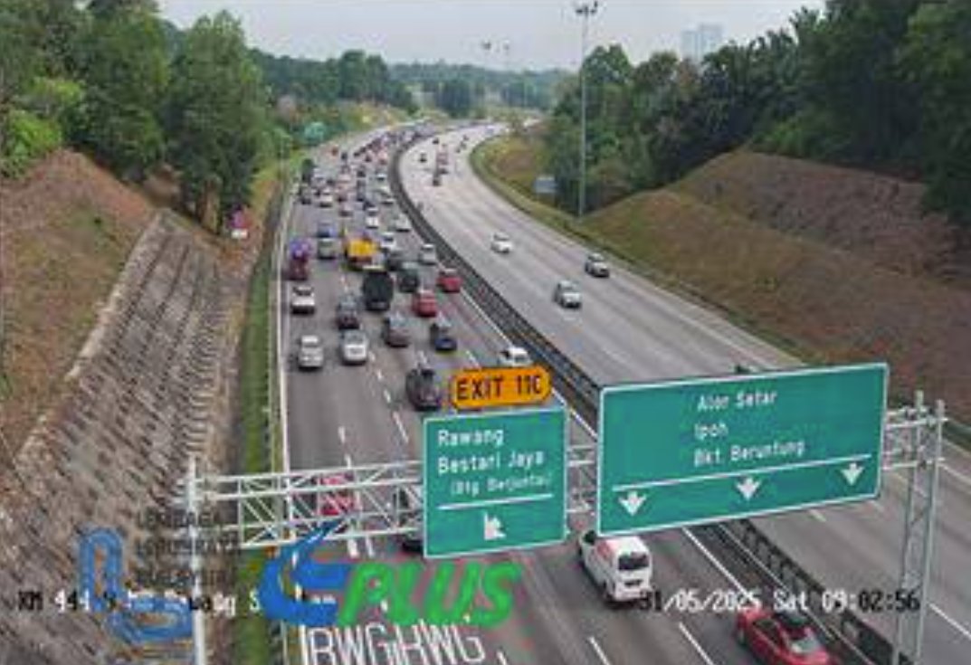 Laporan trafik semasa (31/05/25 | 9.05am)

#kltu LEBUHRAYA PLUS: Perlahan dari Sungai Buloh Hospital ke Rawang menuju ke Utara disebabkan pertambahan jumlah kenderaan. Pandu berhati-hati.