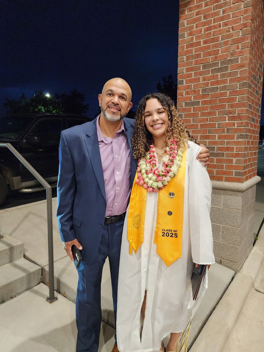 Congratulations Chunk Chunk <a href="/lilskydiggy4/">McKenzie Graves</a>