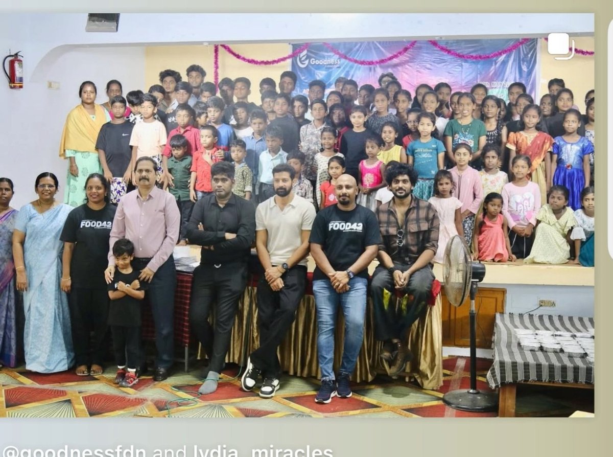GeethaS55404's tweet photo. Food42
Campaign & Food Distribution
30.5.2025
Motto
Feed two inspire many
together we can make sure nobody goes to bed hungry
https://t.co/4IFF8hGq1Q
#food42 #goodnessfoundation
#zerohunger #hungerfreeindia
#actforgoodness #togetherforchange
#raanav
@actorraanav https://t.co/BcwiNOCNoV