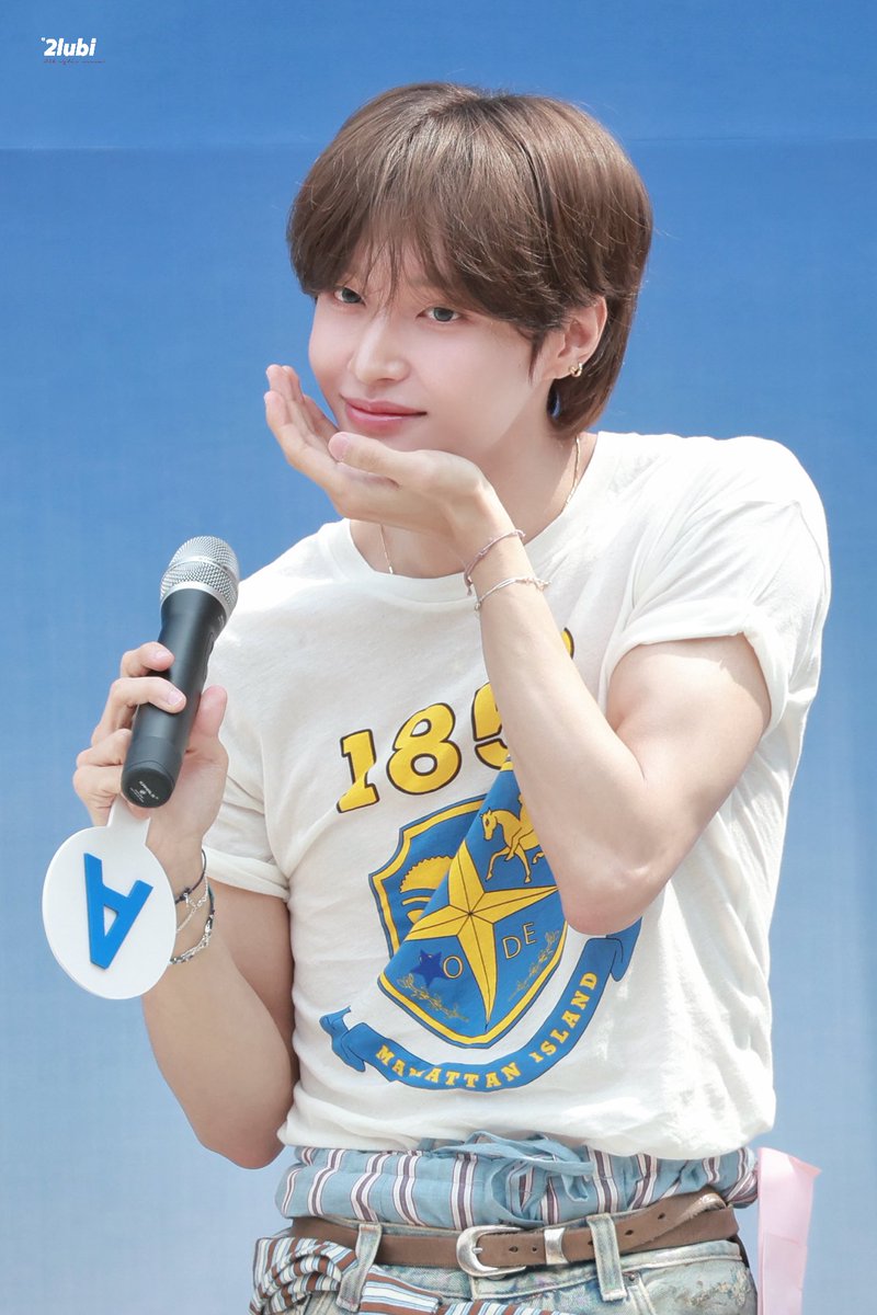 222lubi's tweet photo. 【HQ】250531 미니팬미팅 

#라이즈 #RIIZE #원빈 #WONBIN https://t.co/Wluil8intF