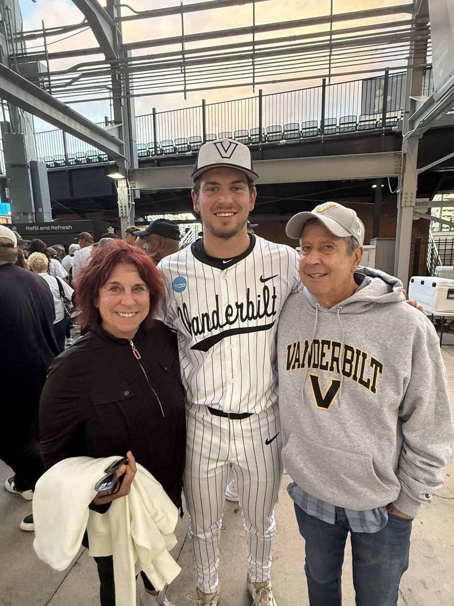 Big win!!  #family  <a href="/KranzlerAlex/">Alex Kranzler</a>