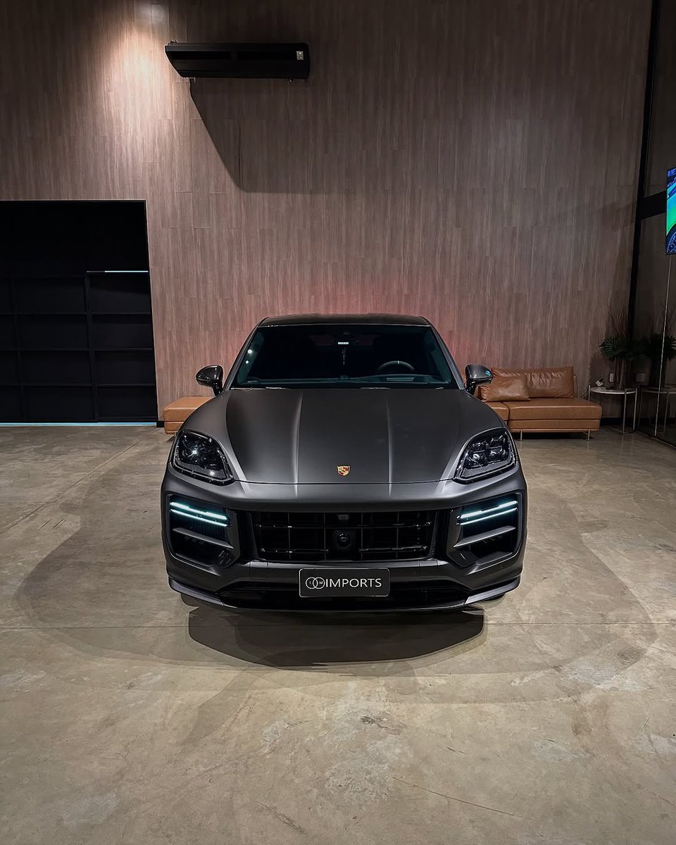 TheAutoHub's tweet photo. Porsche Cayenne Turbo GT🩶🖤 https://t.co/I5c34qeULZ