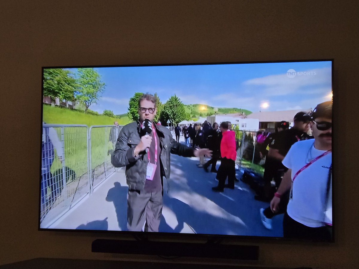 . <a href="/AdamBlythe89/">Adam Blythe</a> is such a joy to watch, when cycling's on! Thanks... and cheers,mate.