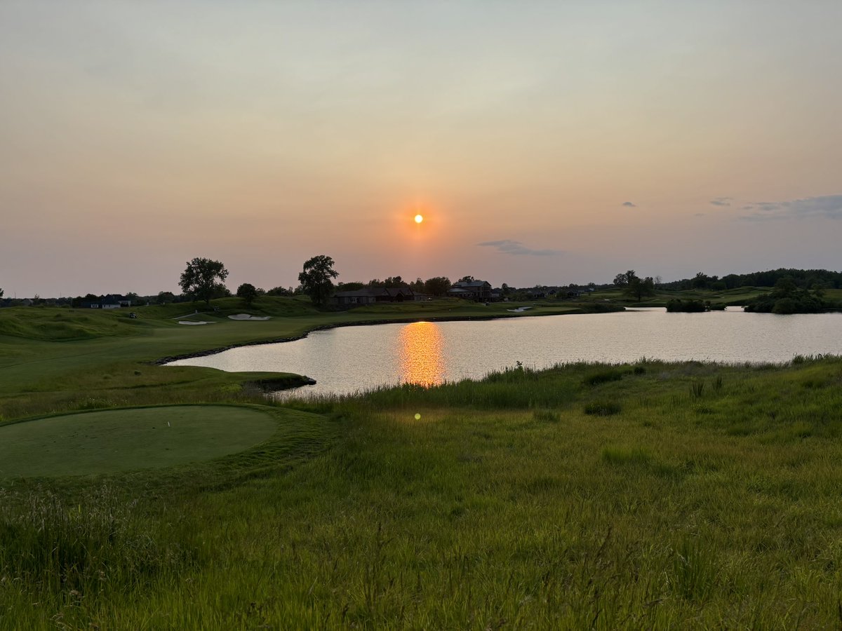 Nothing like caddying for the last group to finish playing at that golden hour. Sunset on 18! Victoria National Golf Club!