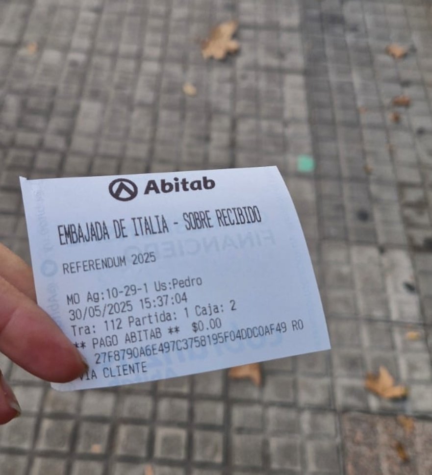 La scelta è una partecipazione alla democrazia ed alla politica.

#ReferendumAbrogativi2025 #Referendum2025
#ReferendumLavoro #ReferendumCittadinanza
🇮🇹 | #Italia