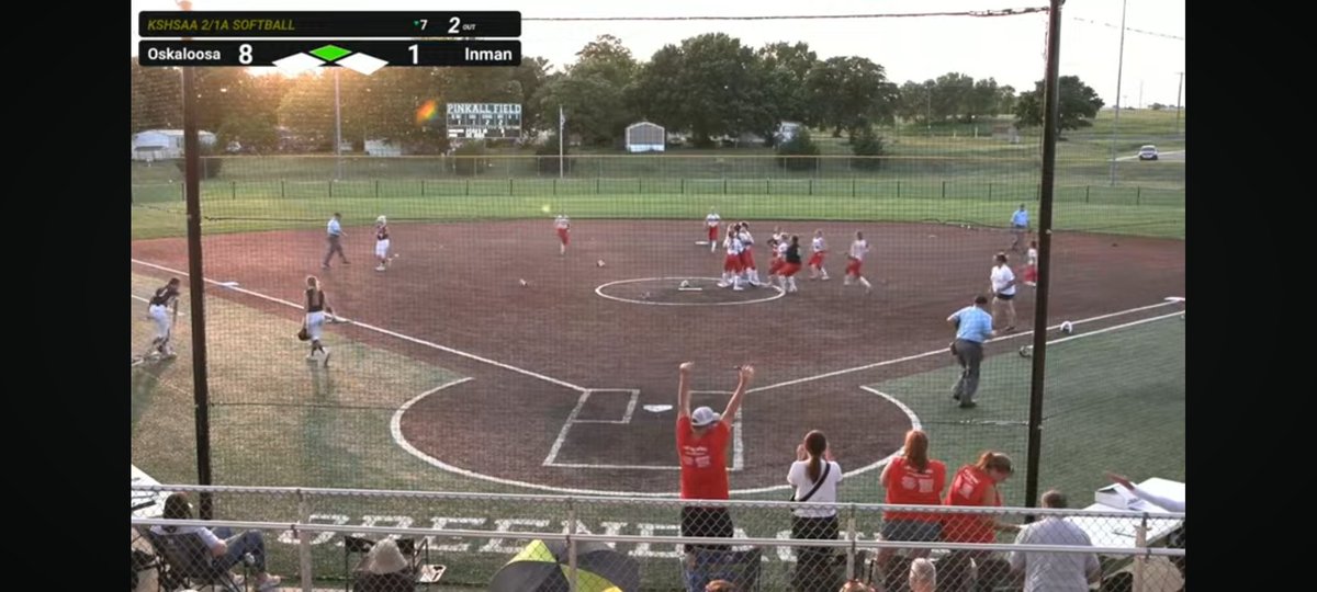 jillguilfoyle's tweet photo. 💙❤️STATE CHAMPIONS❤️💙

CONGRATS OSKALOOSA LADY BEARS on your 8-1 WIN against Inman! The Lady Bears are your 2-1A State Softball Champions!💙❤️🥎💙❤️

💙❤️GREAT JOB BEARS❤️💙 https://t.co/dOSBKsqbwP