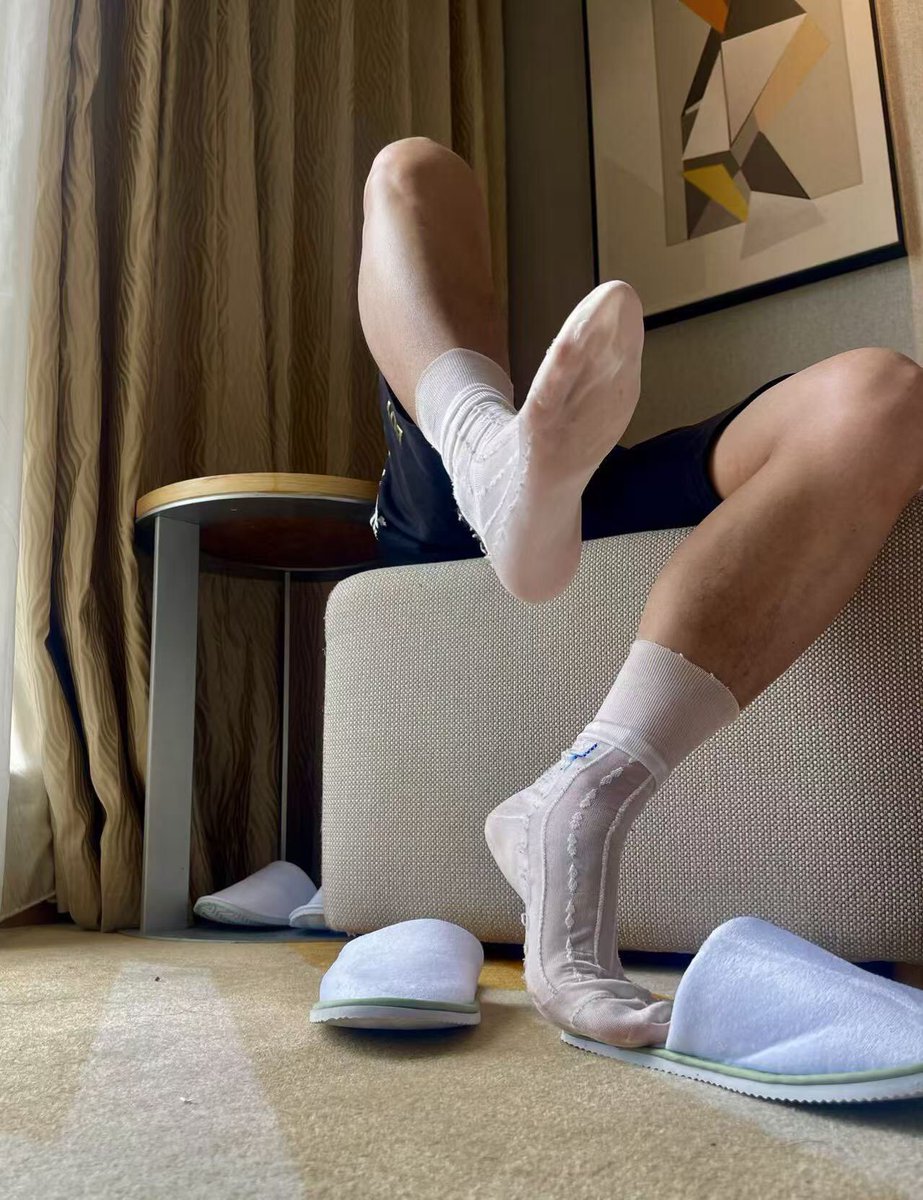 好困啊，要赶紧出发玩