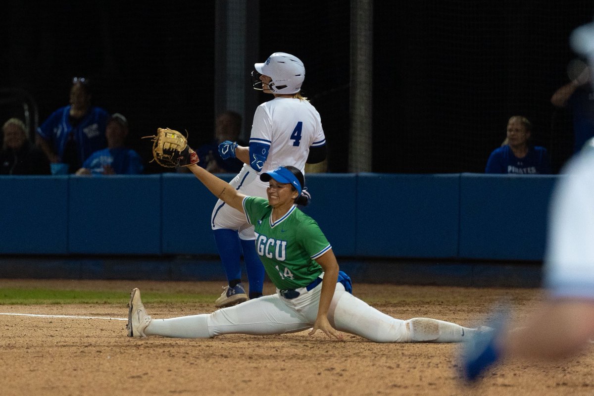 ana richiez tweet media