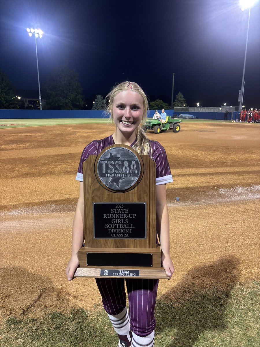 Kaylea Osborne 2026 (@kay_osborne2026) on Twitter photo Really proud of my HS team & all of our accomplishments 🌪️ We went 40-7 & finished strong as TSSAA Div 1 Class 2A State Girls' SB Tournament State Runner Up 🏆Gonna keep working hard on my game 🥎 Can’t wait to play this summer w/ my <a href="/ScGenovese/">Carolina Elite SC National-Genovese</a> girls❗️<a href="/alcoa_softball/">Alcoa Softball</a> Really proud of my HS team & all of our accomplishments 🌪️ We went 40-7 & finished strong as TSSAA Div 1 Class 2A State Girls' SB Tournament State Runner Up 🏆Gonna keep working hard on my game 🥎 Can’t wait to play this summer w/ my <a href="/ScGenovese/">Carolina Elite SC National-Genovese</a> girls❗️<a href="/alcoa_softball/">Alcoa Softball</a>