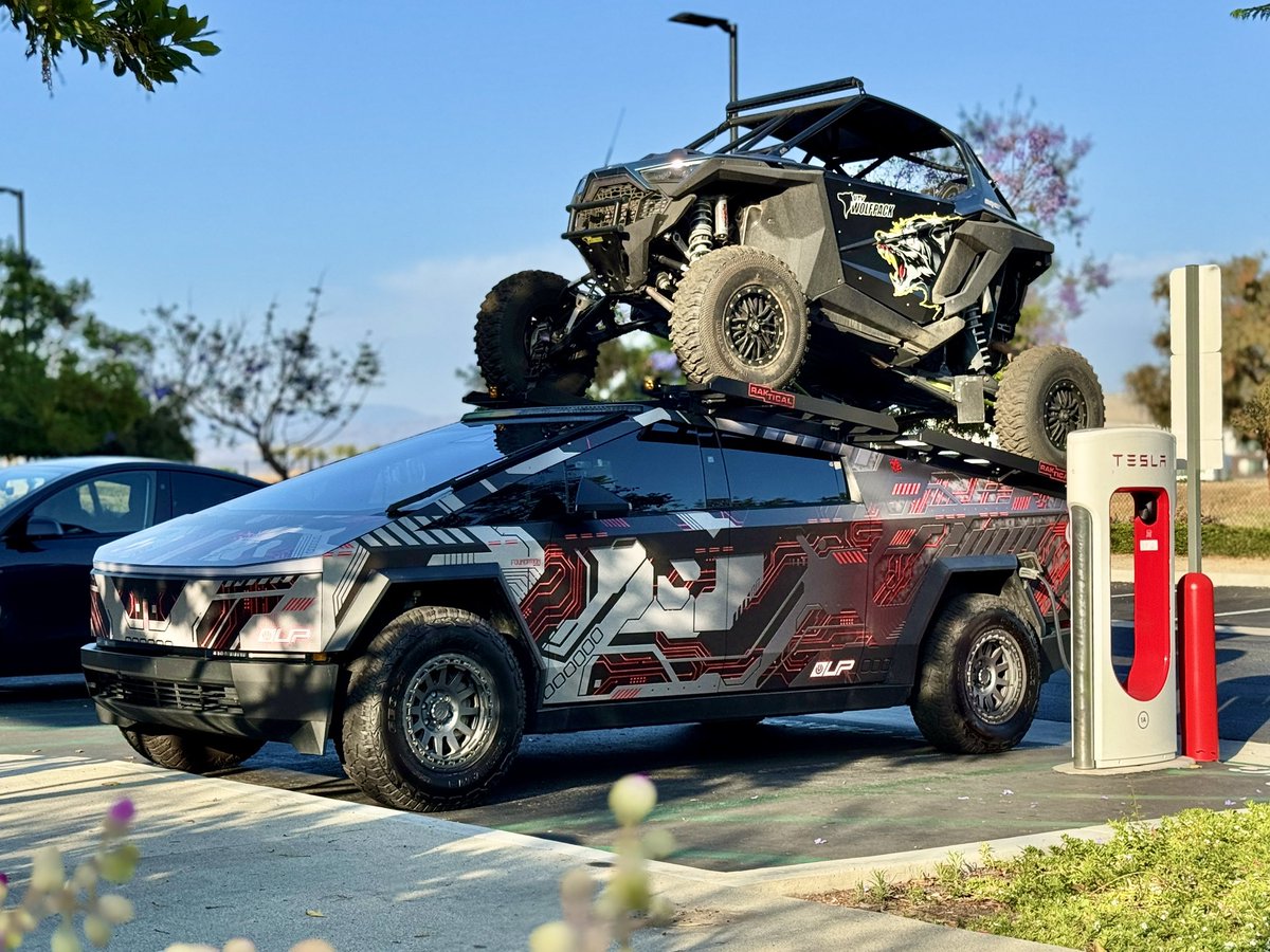 FromWhereICHG's tweet image. Come check out my rig at EV Fest Long Beach tomorrow! I’m excited to hang and chat with everyone