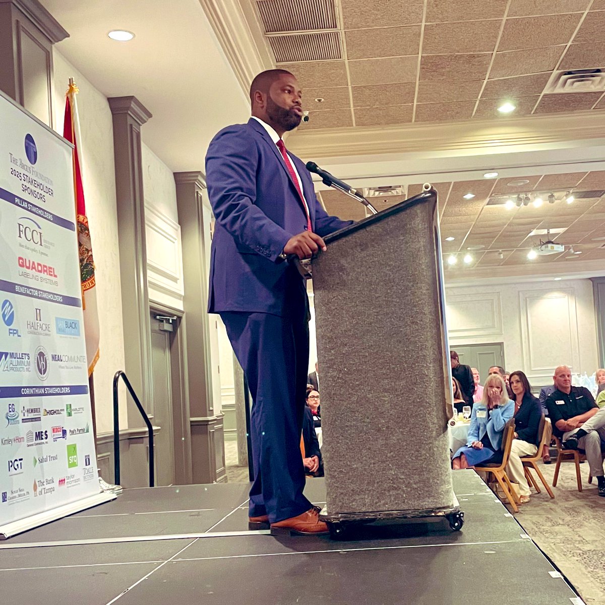 Peter Schorsch (@peterschorschfl) on Twitter photo Meanwhile … <a href="/ByronDonalds/">Byron Donalds</a> was in Sarasota today addressing the <a href="/ArgusFoundation/">The Argus Foundation</a>. He gave a major shoutout to <a href="/FionaForFlorida/">Fiona McFarland</a> who was first state Rep. to endorse him. Meanwhile … <a href="/ByronDonalds/">Byron Donalds</a> was in Sarasota today addressing the <a href="/ArgusFoundation/">The Argus Foundation</a>. He gave a major shoutout to <a href="/FionaForFlorida/">Fiona McFarland</a> who was first state Rep. to endorse him.
