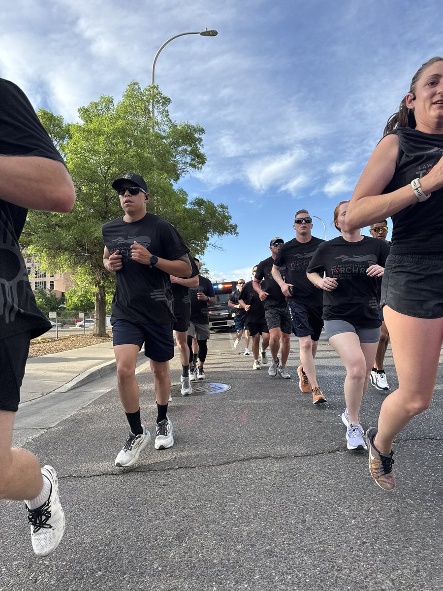 Today, the Bernalillo County Sheriff’s Office proudly completed a 14-mile run as part of the Law Enforcement Torch Run in support of Special Olympics New Mexico!

Every step we took was in honor of the incredible athletes who inspire us with their determination, strength, and