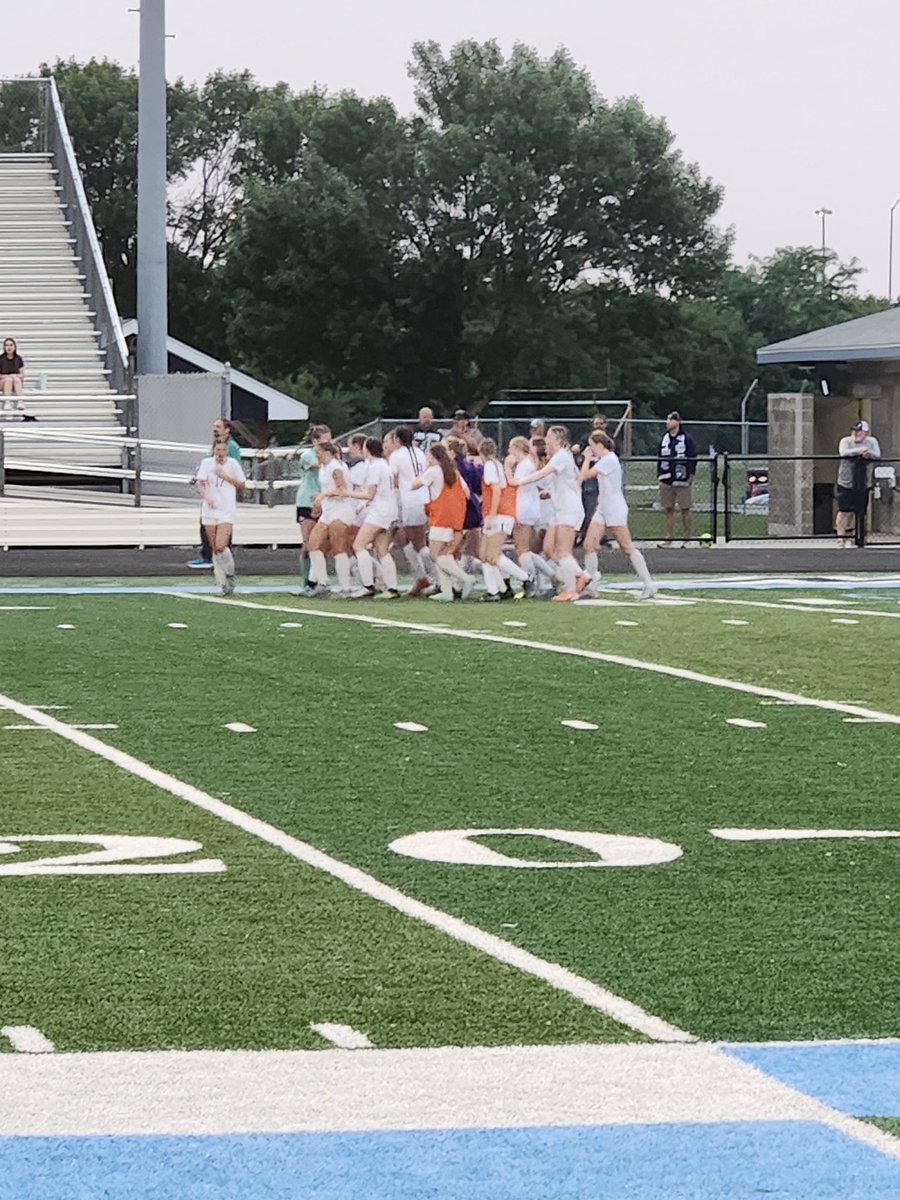 Girls got it done!! 2-1!! State bound!!