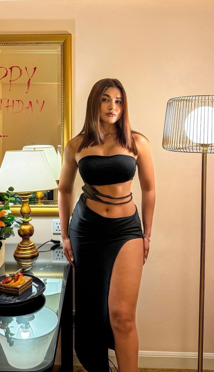 GsPdq3QWwAE3rdC?format=jpg&name=medium