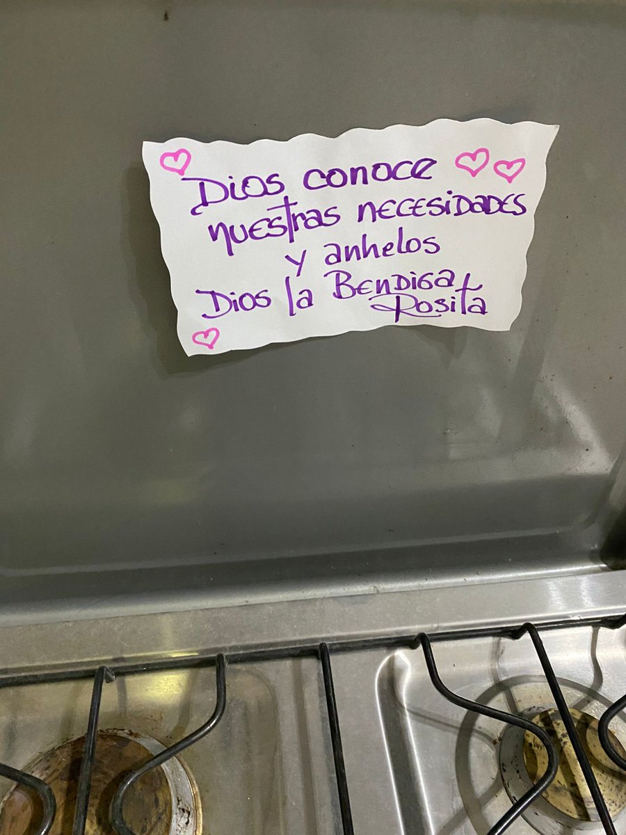Si tienen algún electrodoméstico en BUEN ESTADO que ya no usen, me sapean y hacemos voluntariado🙏🏽❤️🎗️ Dios la Bendiga Rosita querida 🤗Gracias #ManosSolidarias por COCINAr solidaridad 🙏🏽🤗🎗 #soylavoluntariaintensa 🙋🏽‍♀️🎗♥️ #RT