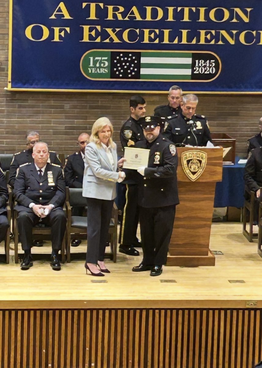 Special congratulations to our newly promoted Detective Gonzalez, Detective Sumsky, and Lieutenant Condos! 👏

The 115th Precinct thanks you for your hard work, dedication, and commitment to keeping our community safe.