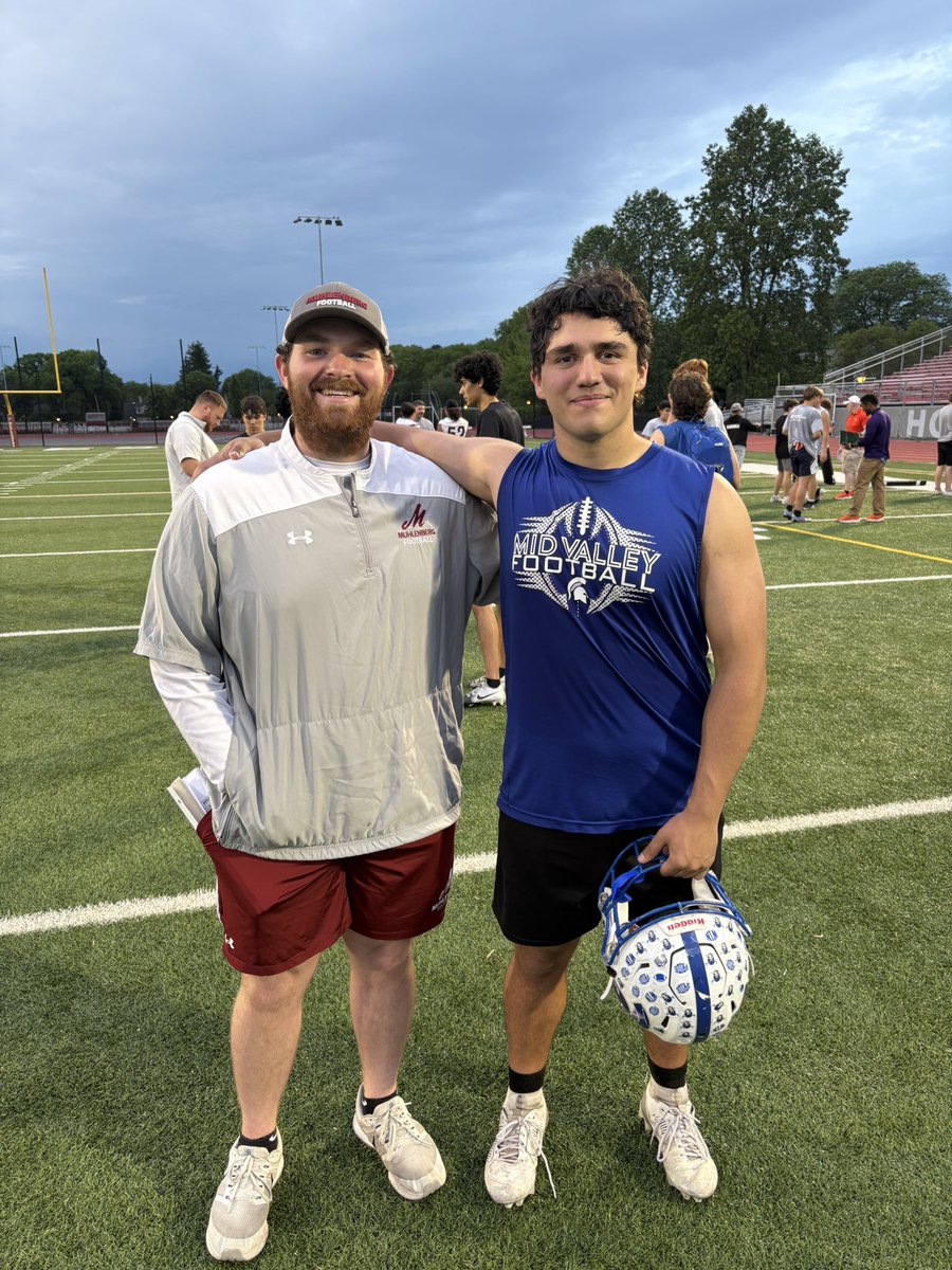 robertM2026's tweet photo. Had a great day at camp today, thankful for the invite @22CoachMoe . Can’t wait to get back into season. Appreciate all the coaches being there.    @CoachDeLade @Coach_Schaeffer  @Flashy5k  @CoachJennings55  @CoachYanoski @NicolasJ56  @GavinRichards54 https://t.co/0tfALNjsz6