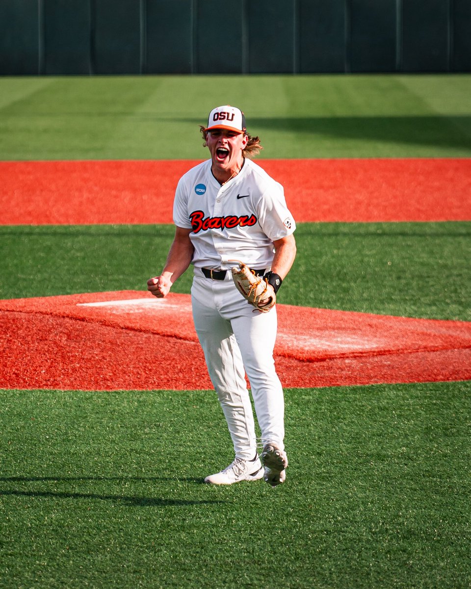 BeaverAthletics's tweet photo. Hutch appreciation post 😤

#GoBeavs x @BeaverBaseball https://t.co/8lg9o1uSfY