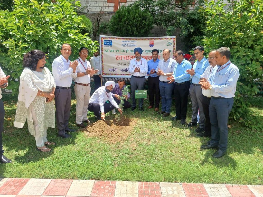 NHPC organized special plantation programmes under ‘Ek Ped Maa ke Naam’ campaign during Swachhta Pakhwada 2025 across its various Regional Offices/ Power Stations/ Projects on 30th May 2025.