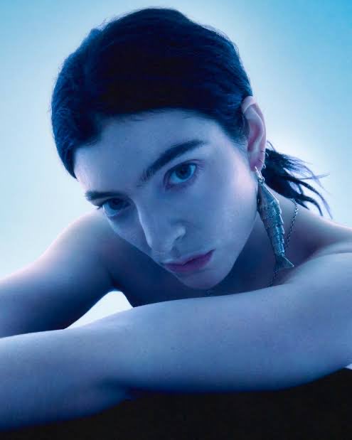 plusmusicbr's tweet photo. Em entrevista à Rolling Stone, Lorde afirma que Charli xcx, Gracie Abrams e Addison Rae são as “três grandes” da música pop. Concordam? https://t.co/L5Q6kCW8D6