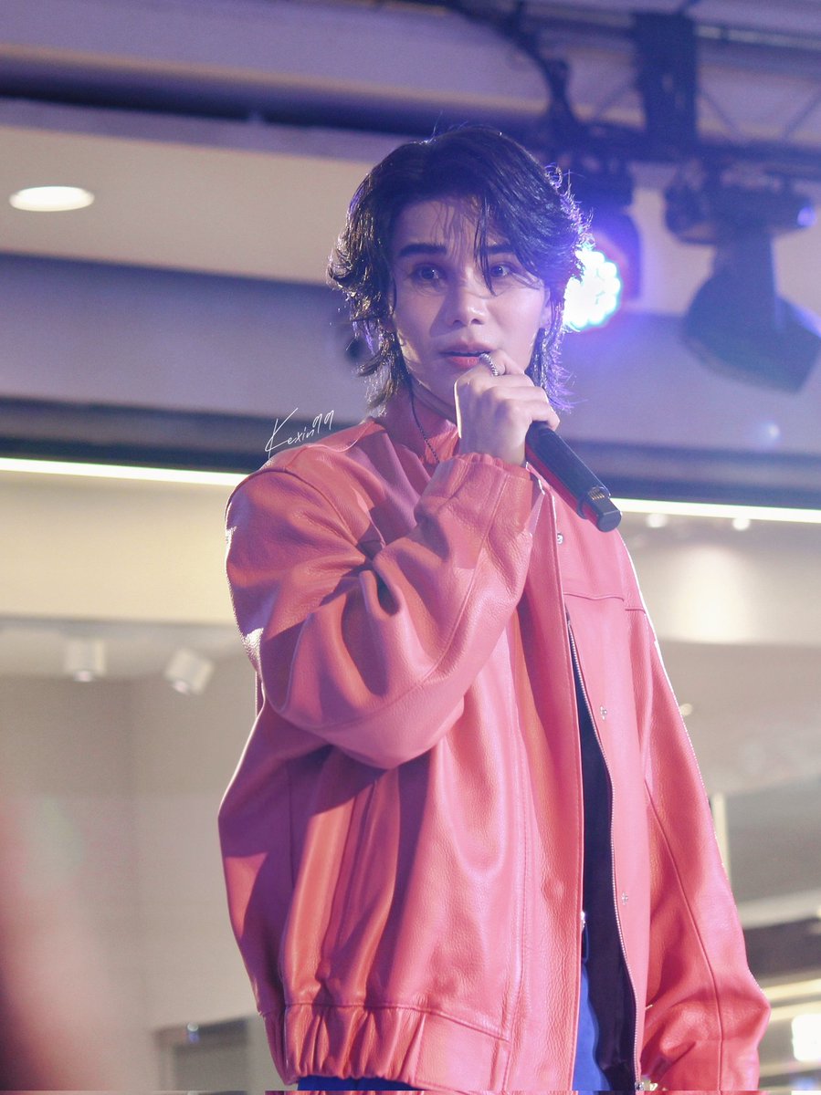 kexin99_'s tweet photo. 🪐｜250515 Halls Mints Event🇹🇭
where light chooses to stay💓
• •
#HallsMintsJeffSatur #HallsMints
#JeffSatur @jeffsatur https://t.co/lijK9J8a7d