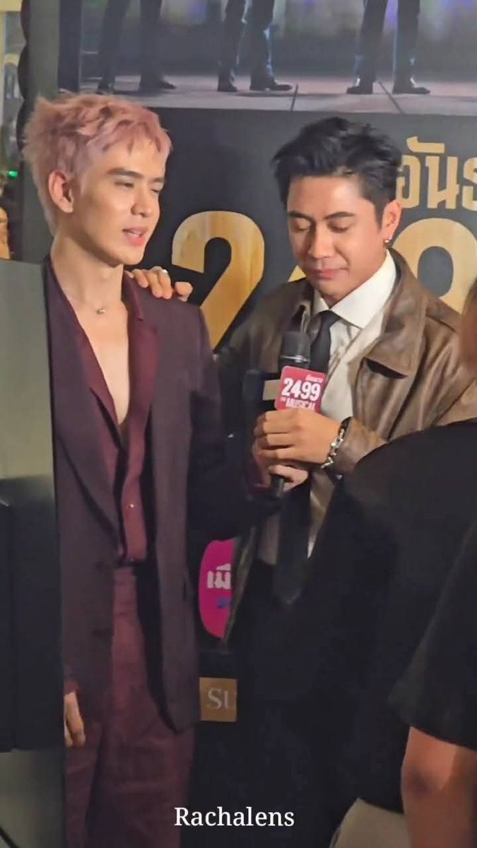 Thita72345910's tweet photo. คิดถึงความใส่ใจดูแลกันและกัน คิดถึงการแตะไหล่เกาะกุมมือกัน คิดถึงการยืนอิงแอบแนบชิดพร้อมสายตาที่ทอดมองอีกคนด้วยความละมุนเอ็นดู เป็นภาพที่งดงามกับคนที่พบเห็นมีค่าต่อความรู้สึกอยากเห็นซ้ำๆ รักไม่รู้จะรักอย่างไงแล้วเต้าความสุขของพวกเรา
#แจมฟิล์ม
#JamFilm https://t.co/9T7OWVlEPM