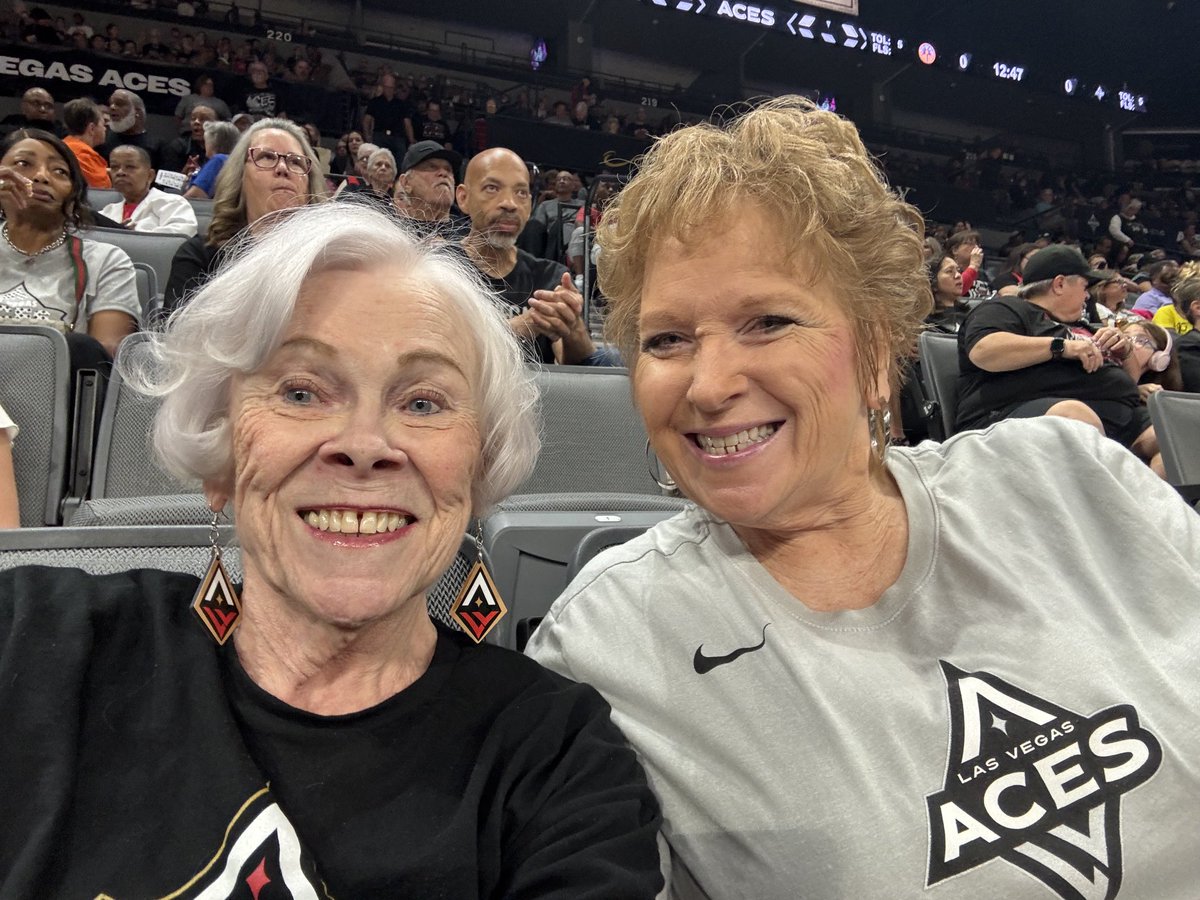 TheAuntieTut's tweet photo. #ALLINLV Back at The House with Gina to watch our Las Vegas Aces take on the Sparks! #GOACESGO ‼️ https://t.co/uoTTO4Gwpl