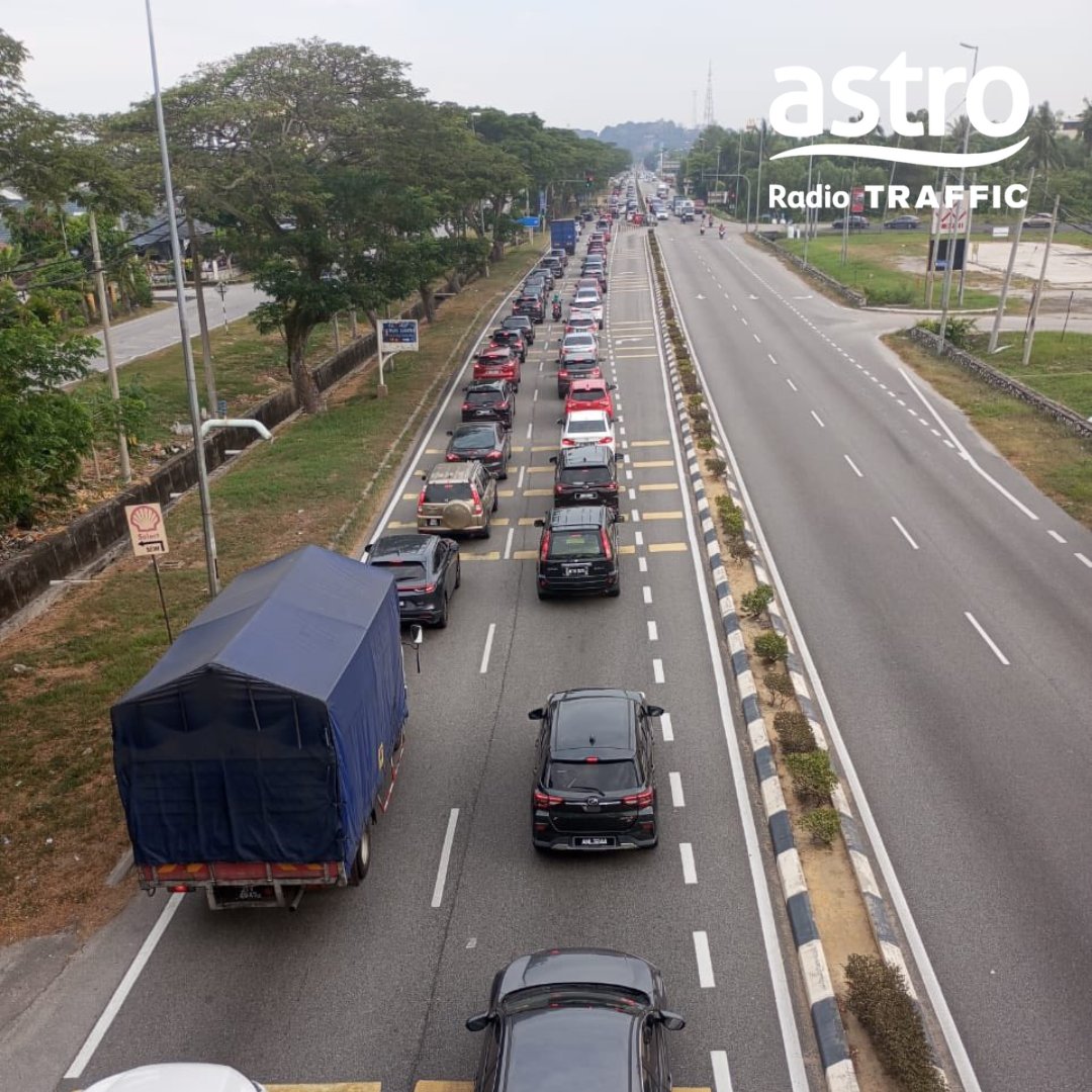 Laporan trafik semasa (31/05/25 | 10.10am)

#kltu JALAN KLANG-TELUK INTAN: Sesak setengah jam dari Lotus's hingga KPJ Kuala Selangor disebabkan pertambahan jumlah kenderaan.

📷 Love Kuala Selangor