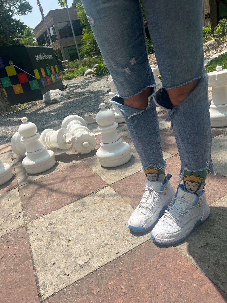 only1bethany's tweet photo. 💖🌸 Happy #FreshFaceFriday! 💖🌸 Feeling FREE 🌸 and FEARLESS  in my skin! And fresh kicks for good measure. (Naw those aren’t the Melos) 
Ready to break free from self-doubt? 💥 Let's chat! 📲 Book a call: https://t.co/XKgxihBNdd #SelfLove #LifeCoach #EmpoweredWomen 💫 https://t.co/NJIgigtGaH