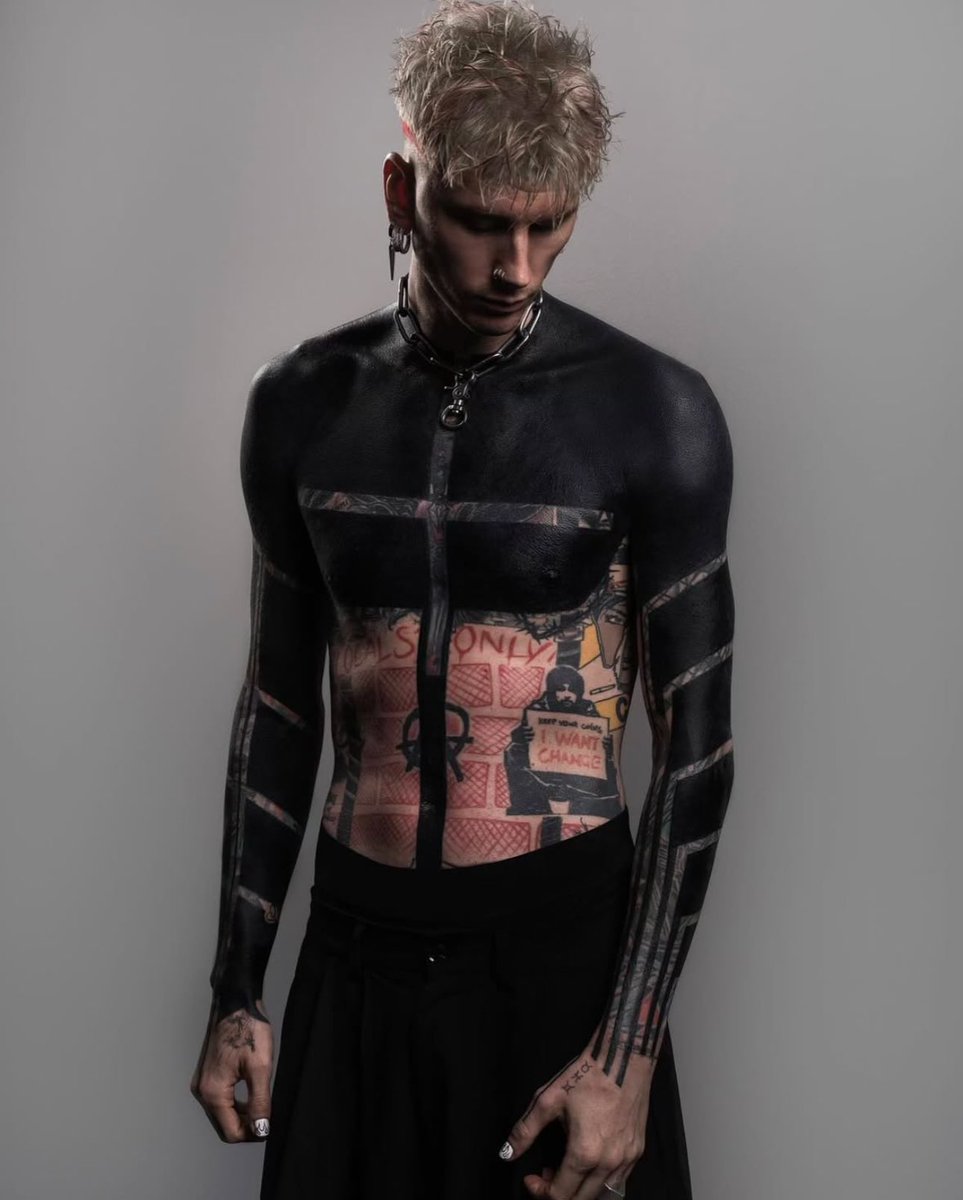 fortnite x <a href="/machinegunkelly/">mgk</a> !!

need this to happen