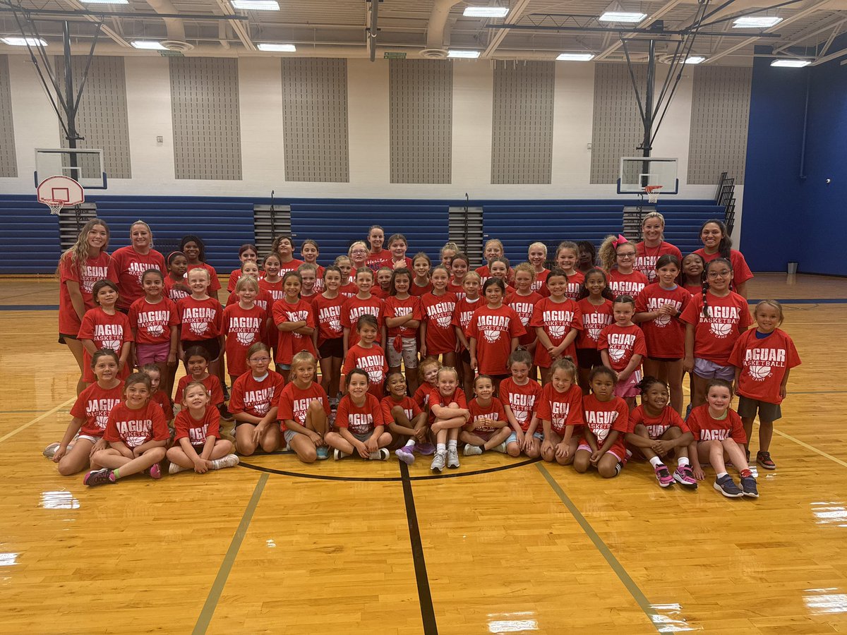 Heritage Girls BB (@mhhsgirlsbb) on Twitter photo Great week of camp with our 1st-6th graders! These young ladies brought the energy and our last day of camp was a blast watching them compete! #TEAM #GD2BAJ <a href="/MidloHeritage/">Heritage HS</a> <a href="/MISD_Athletics/">Midlothian ISD Athletics</a> Great week of camp with our 1st-6th graders! These young ladies brought the energy and our last day of camp was a blast watching them compete! #TEAM #GD2BAJ <a href="/MidloHeritage/">Heritage HS</a> <a href="/MISD_Athletics/">Midlothian ISD Athletics</a>