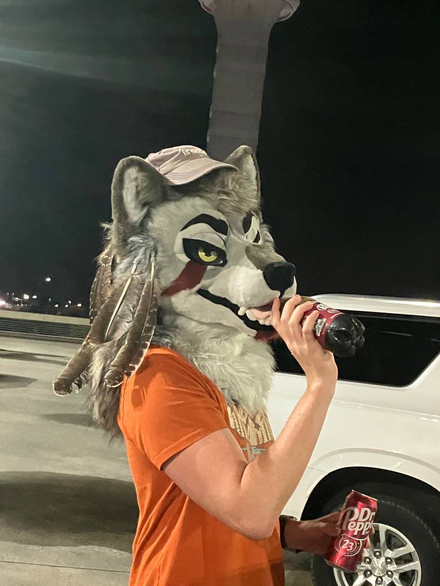 I feel different 
#FursuitFriday