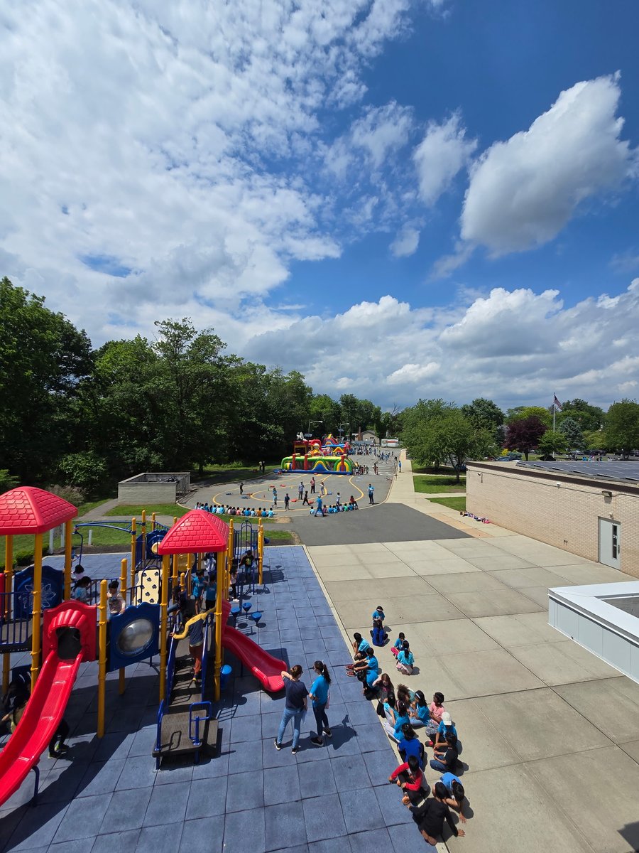 Woodbrook School (@woodbrookschool) on Twitter photo Thanks to PE teacher Mr Pavolko and our amazing custodial crew for their extremely hard work today putting our field day together!
We're thankful to each of you and we're thankful for the beautiful weather that cleared up for us
<a href="/WoodbrookSchool/">Woodbrook School</a> Thanks to PE teacher Mr Pavolko and our amazing custodial crew for their extremely hard work today putting our field day together!
We're thankful to each of you and we're thankful for the beautiful weather that cleared up for us
<a href="/WoodbrookSchool/">Woodbrook School</a>