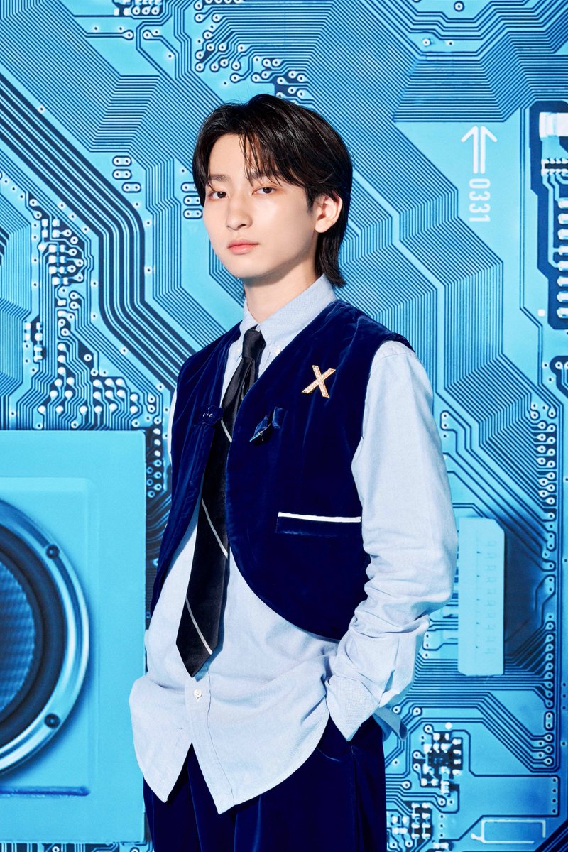 筒井俊旭　ビジュアルミラー 筒井俊旭 ビジュアルミラー 筒井 俊旭 | EBiDAN NEXT オフィシャルサイト