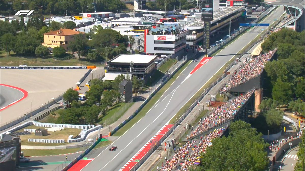 © 𝗙𝗼𝗿𝗺𝘂𝗹𝗮 𝟭 — 𝖲𝗉𝖺𝗇𝗂𝗌𝗁 𝖦𝗋𝖺𝗇𝖽 𝖯𝗋𝗂𝗑！

Hace calor ahí fuera 🥵

...¡Y llegó la hora de la FP2! 🔥

#RPF1 | #F1RPSpanishGP