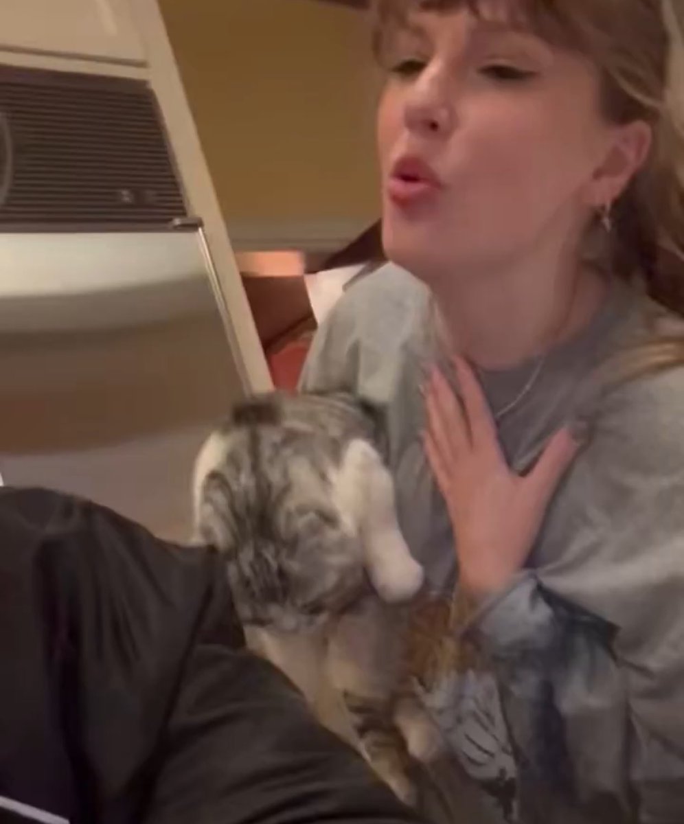 368- meredith  çok mutlu