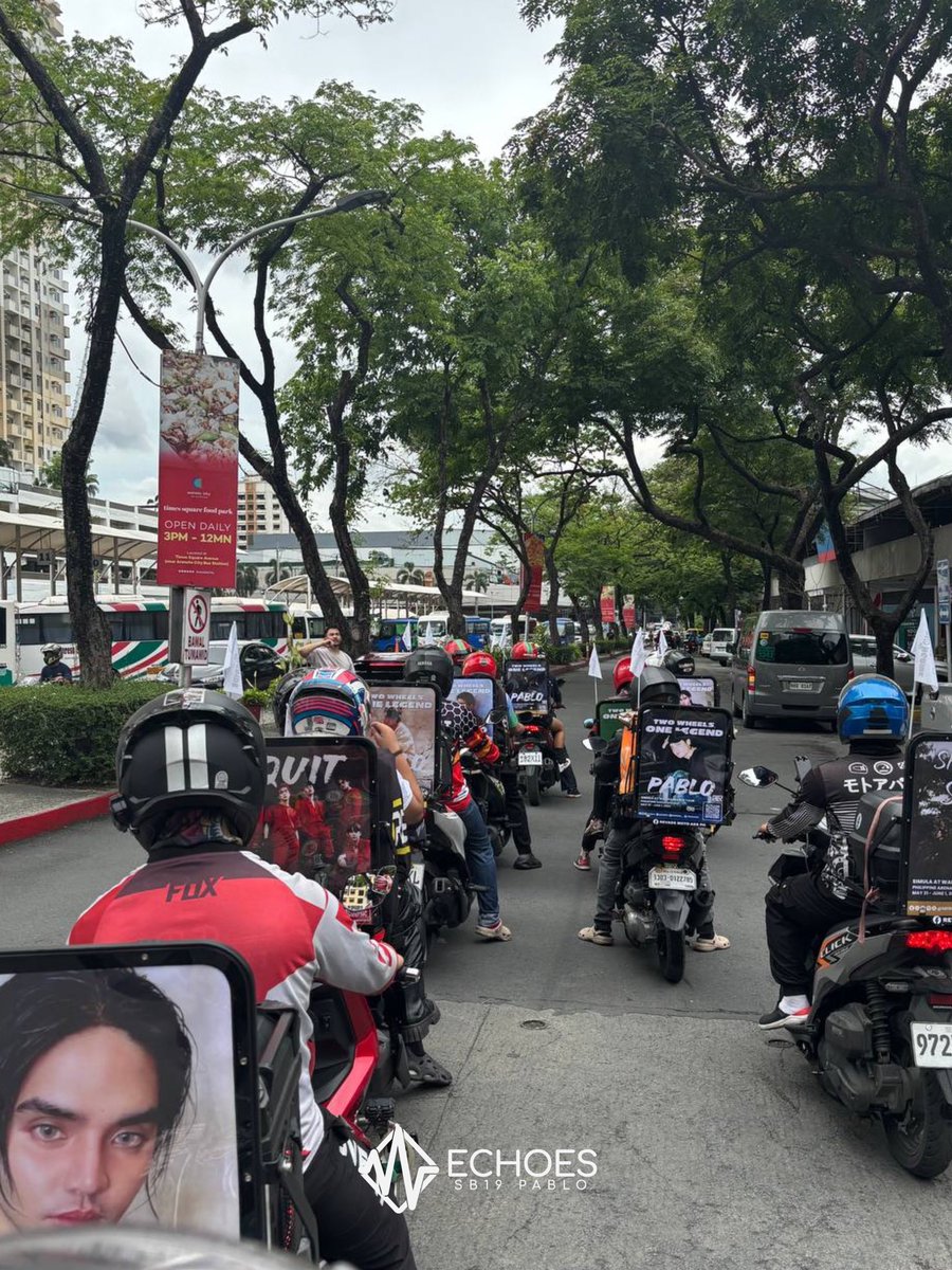 sb19echoes's tweet photo. HETO NA, HETO NA 🏍️💨

see youuu bossing @imszmc 

SB19 WORLDTOUR PHARENA D1
#SAWPabloOnTheRoad 
#SB19_PABLO @imszmc
@SB19Official #SB19
#SaWWorldTourPH https://t.co/9fG1NHQWkI