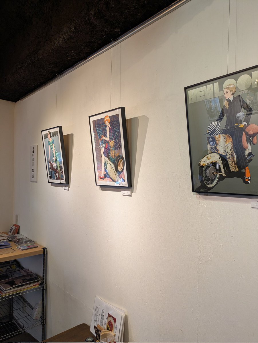 「今、始めて展示してある状態で見てます!いいじゃないっすか #UNITEDcafe」|マチパーのイラスト