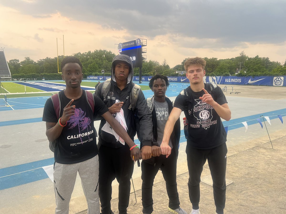 The New School Record Holders 4 x400. Made it to the Finals