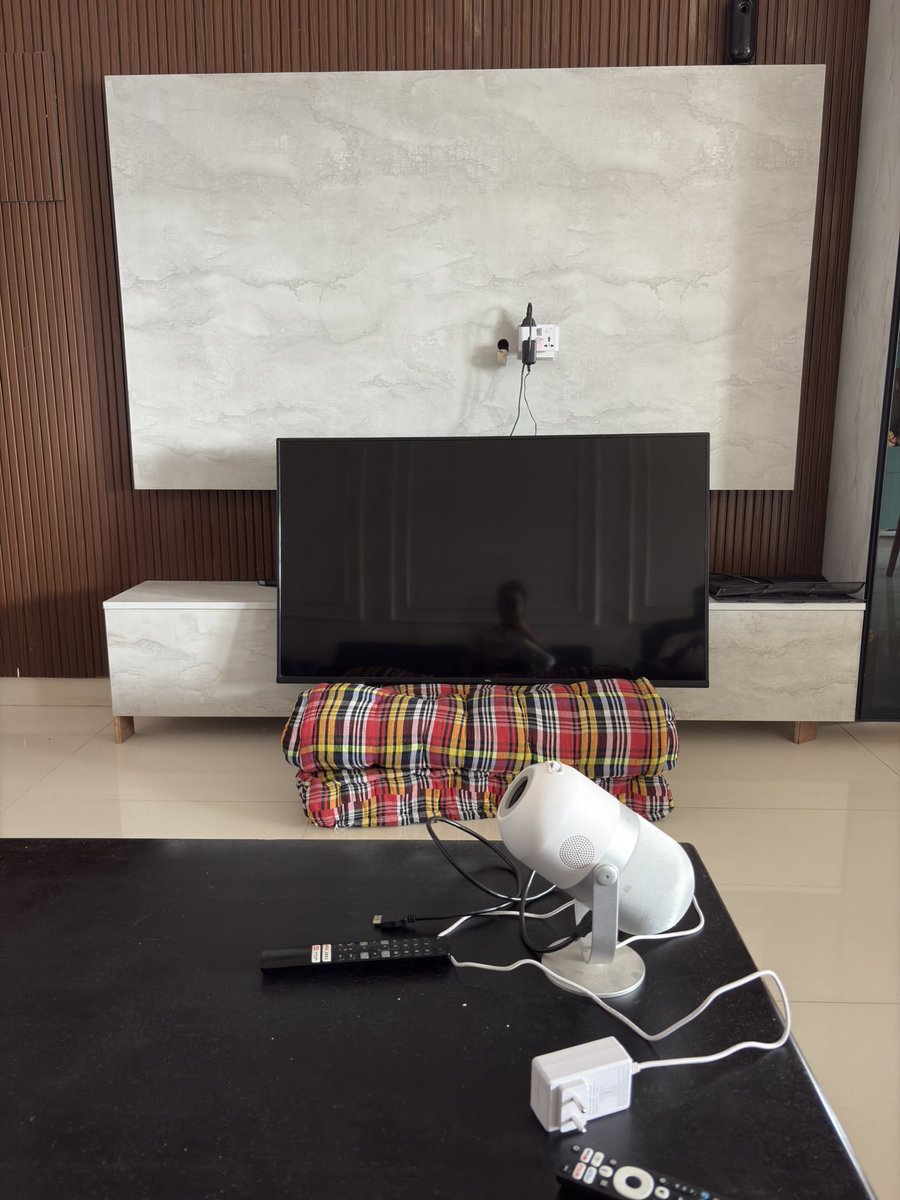 amitkdas1986's tweet image. My TV is delivered since more than a week. Still it’s not installed.

@FurlencoSupport